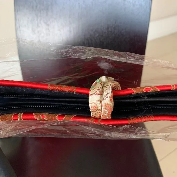 NWT Raw Silk Bag - Picture 2 of 5